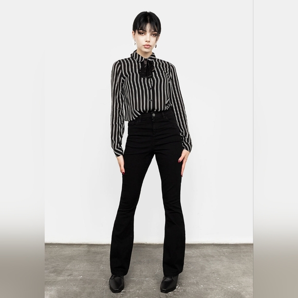 DISTURBIA Patti Striped Shirt - Picture 2 of 6